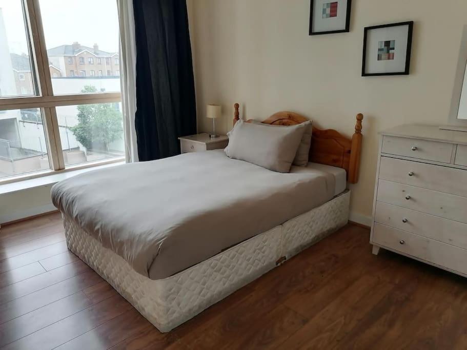Apartment 3bed 3bath Liffey River View